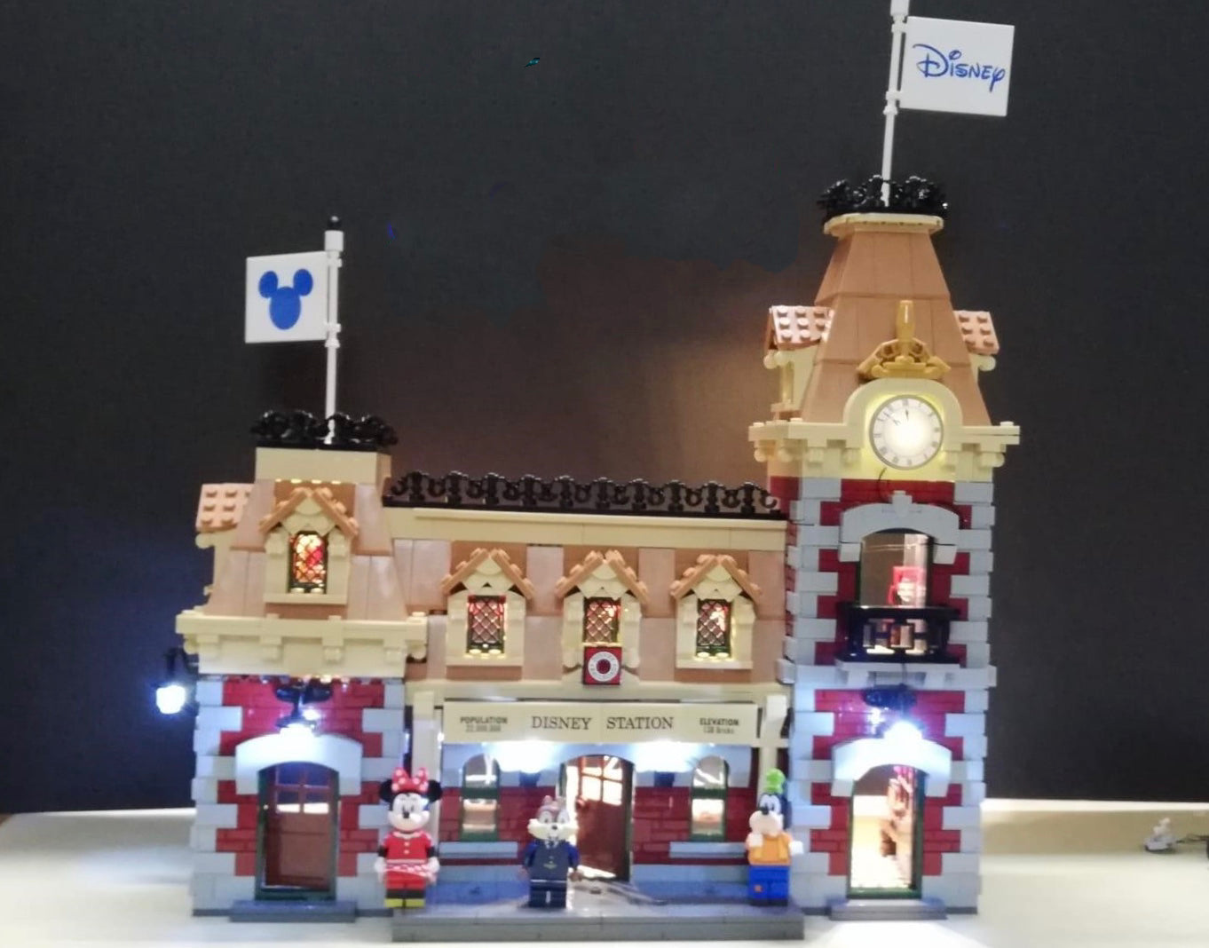 Lego 71044 disney train shop